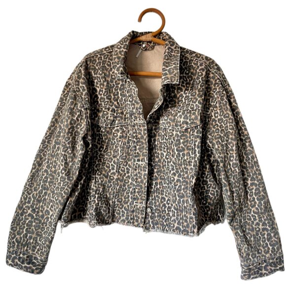 Free People Cheetah Leopard Cropped Denim Jacket Raw Edge L $108 - Picture 2 of 5